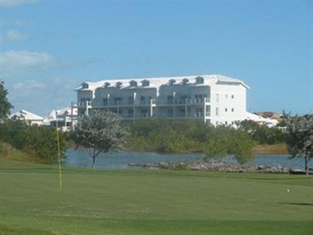 Apartamento Carib Club Grace Bay Exterior foto